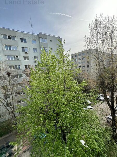 Dristor, Mihai Bravu, apartamanet 3 camere, bloc reabilitat.